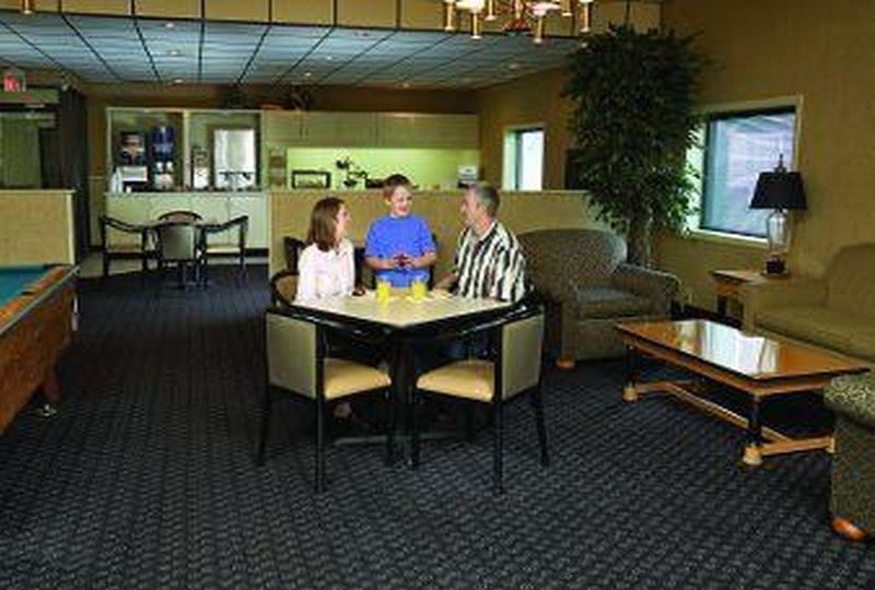 Days Inn By Wyndham Davenport Ia Exteriér fotografie